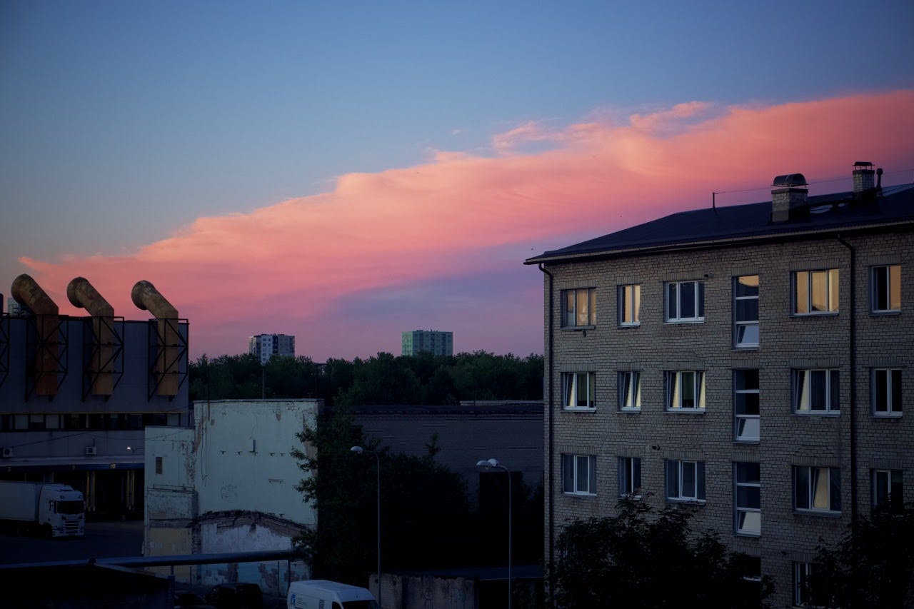 Sunset at 22:45 with a beautiful pink cloud formation in Sikupilli area in Tallinn.