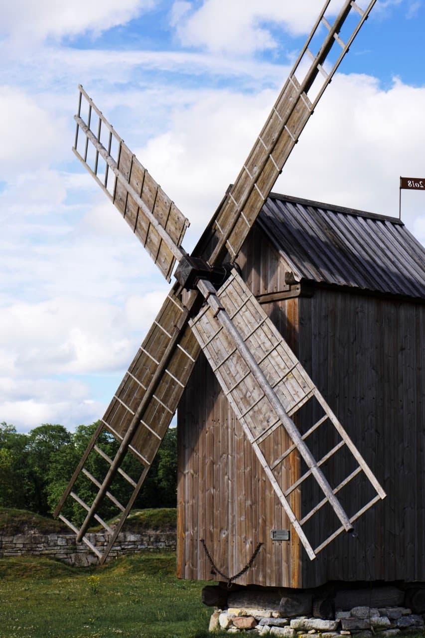The windmill of the Kuressaare fortress is located on the western bastion. The restoration of the mill of Kuressaare fortress was sponsored by Altia Estonia and Saaremaa Vodka. The post mill was built by Hiiumaa windmill builders in collaboration with Masters of Saaremaa Windmills.